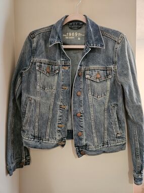 GAP Light Blue Washed Denim Jacket